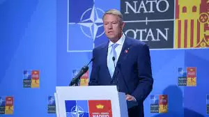 Presa de la noi nu il mai vede pe Iohannis seful NATO