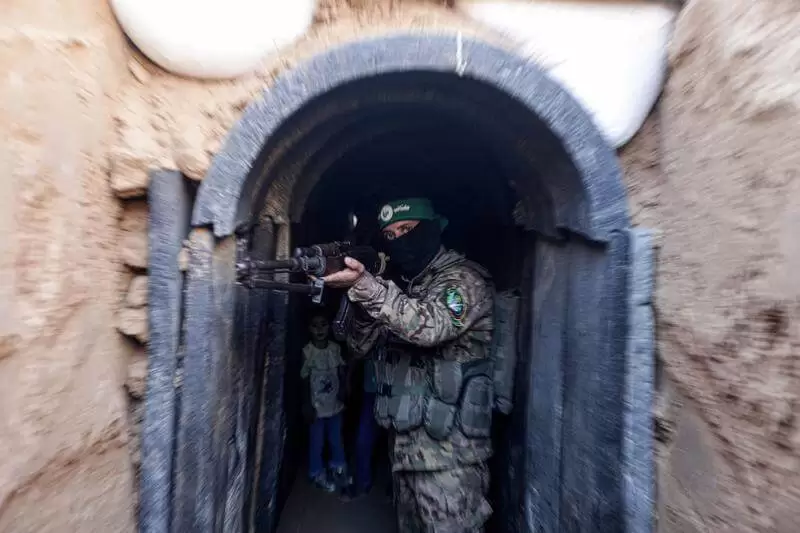 In Gaza, Israelul mai gaseste un tunel