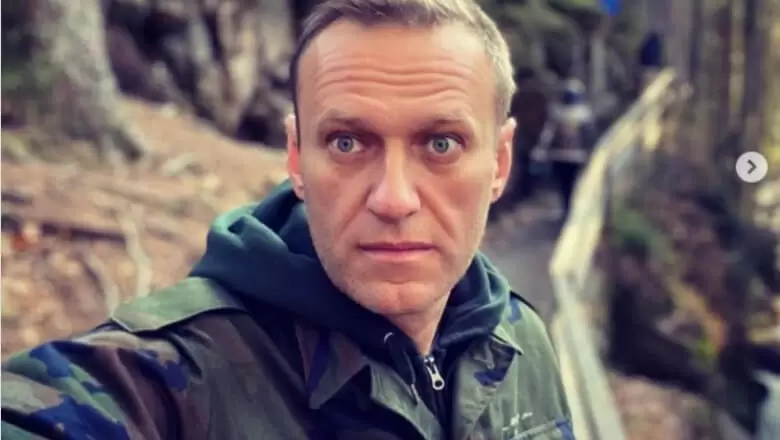 de ce s-a intors Navalnii in Rusia